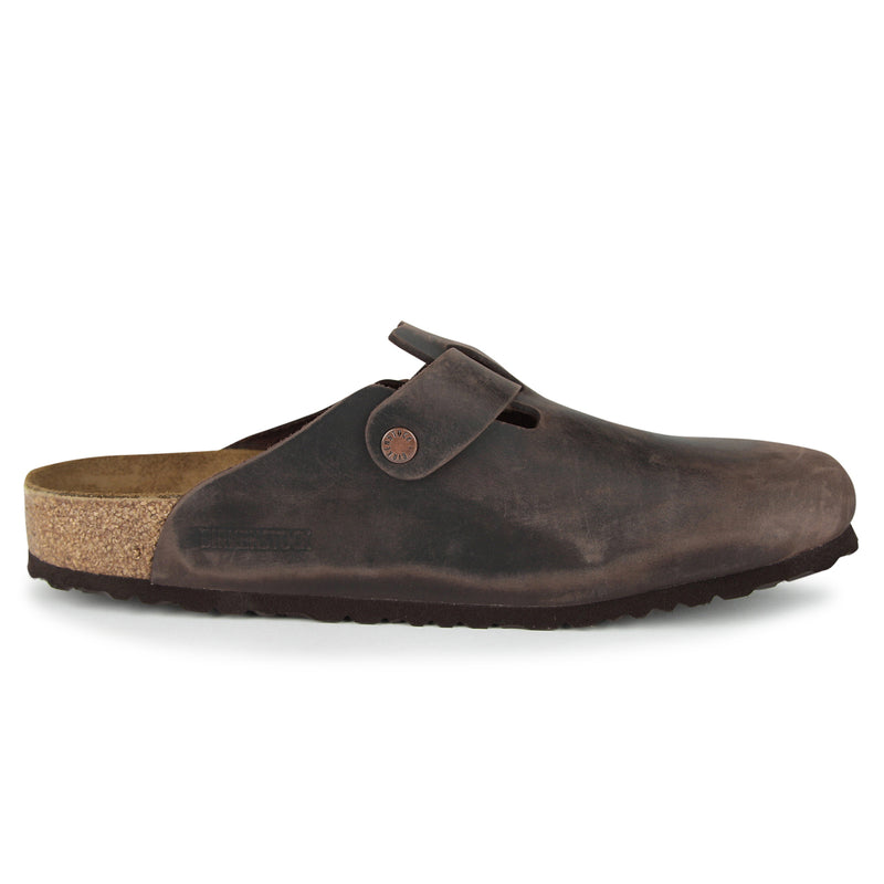 BIRKENSTOCK Boston clog in oiled leather, featuring a contoured cork-latex footbed and suede finish for custom support and unique patina.