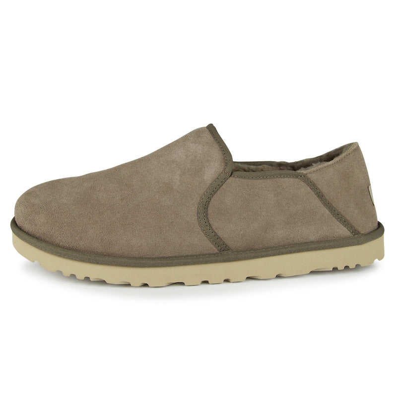 Kenton UGG slipper with suede upper and collapsible heel, featuring plush 17mm wool lining for warmth and comfort.